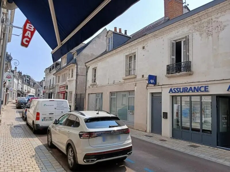 Retail in Saint-Avertin for sale Building Photo- Image 1 of 3