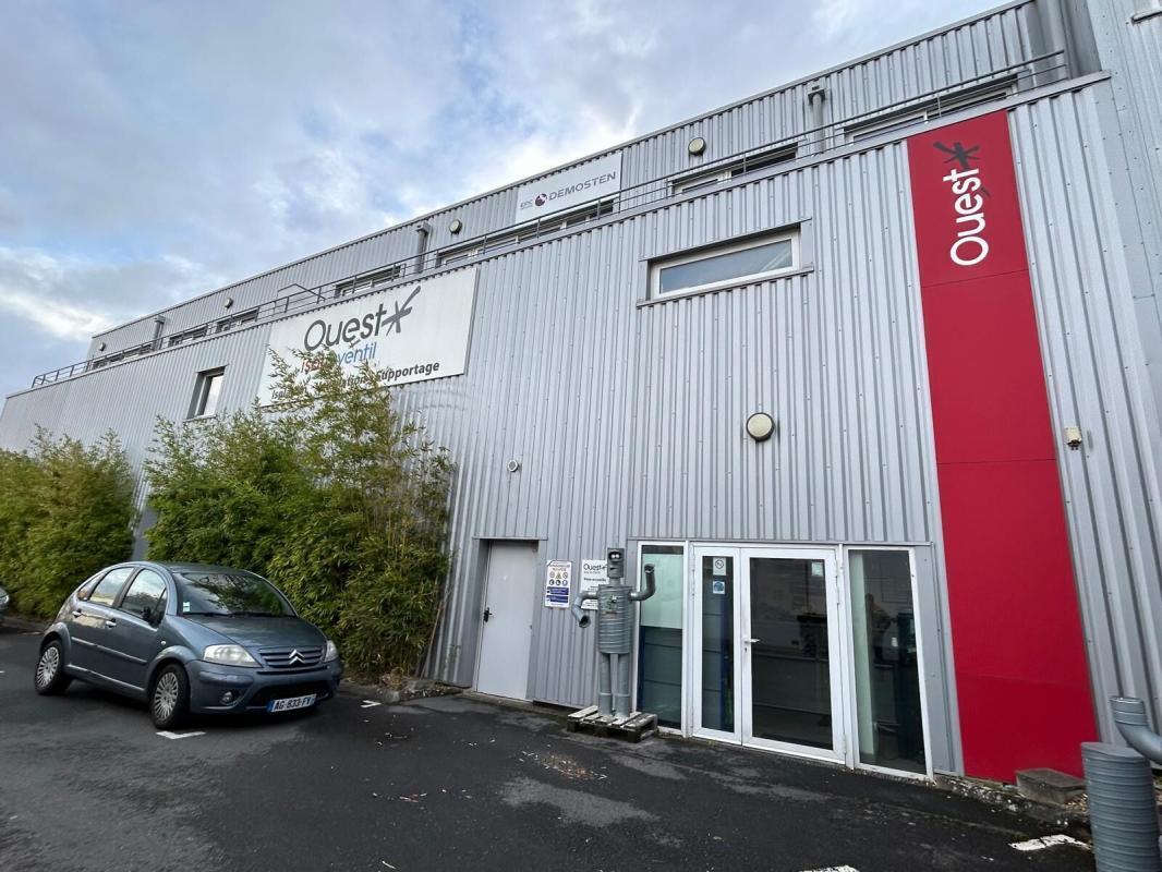 Industrial in Nanterre to rent Building Photo- Image 1 of 10