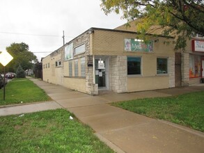 7624 W Belmont Ave, Chicago, IL for rent Primary Photo- Image 1 of 2