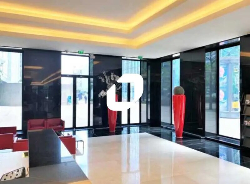 Office in Courbevoie to rent - Lobby - Image 2 of 7