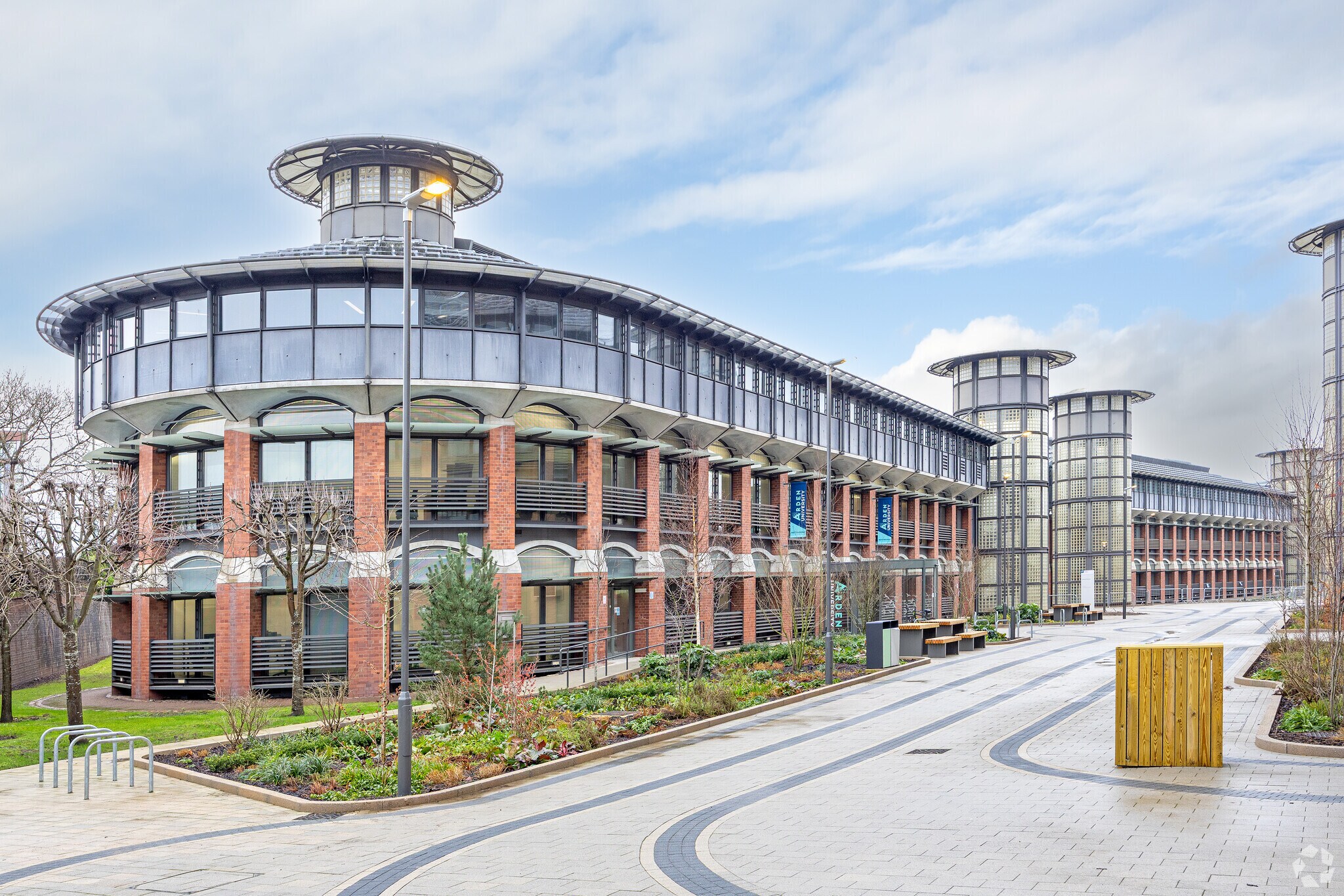 Castle Meadow Rd, Nottingham to rent Primary Photo- Image 1 of 13