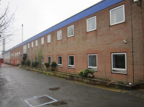 Station Rd, Tadcaster to rent Building Photo- Image 1 of 3