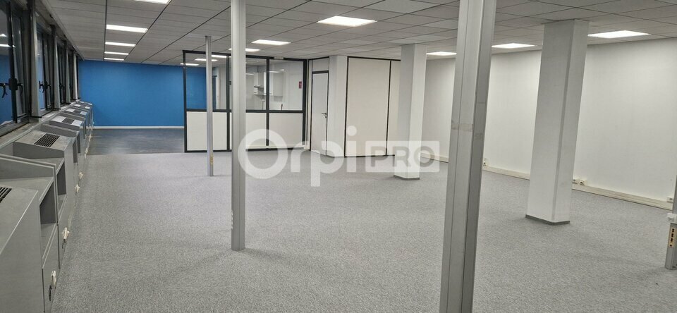 19 Rue Louis Guérin, Villeurbanne to rent - Interior Photo - Image 2 of 10