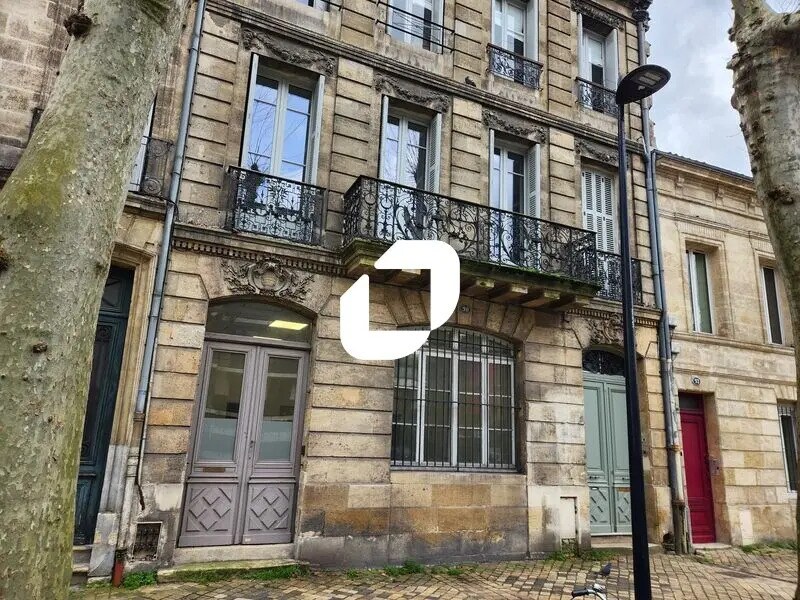 Office in Bordeaux for sale Building Photo- Image 1 of 12