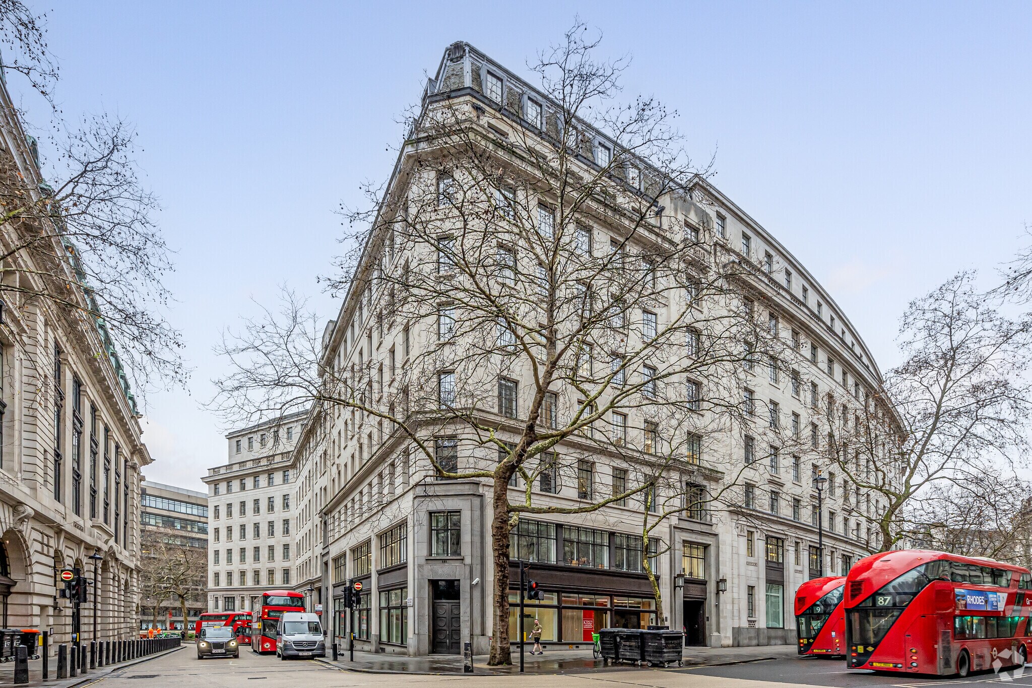 44-46 Aldwych, London for sale Primary Photo- Image 1 of 1