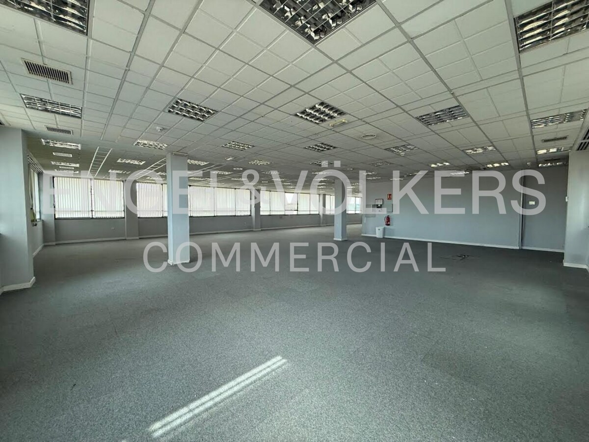 Madrid, MAD 28037 - Unit 01 - - Floor Plan - Image 1 of 8