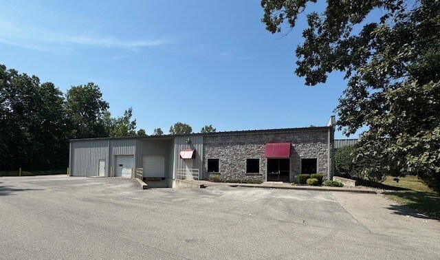 511 Incentive Dr, Fort Wayne, IN for rent - Building Photo - Image 2 of 7