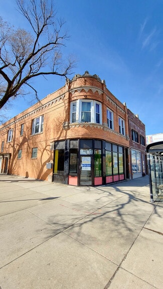 More details for 3901 W Fullerton Ave, Chicago, IL - Retail to Rent
