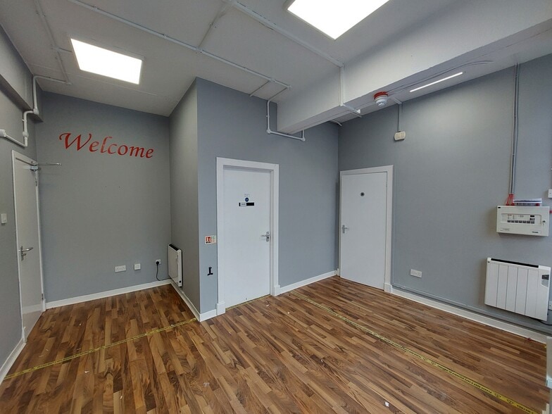 22 Dalrymple St, Stranraer to rent - Building Photo - Image 2 of 8