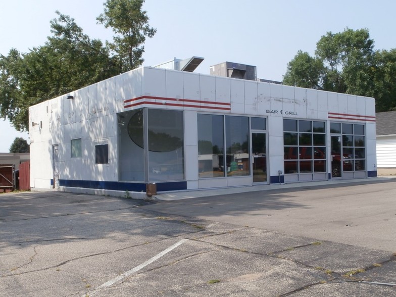 407 W Verona Ave, Verona, WI for sale - Building Photo - Image 1 of 1