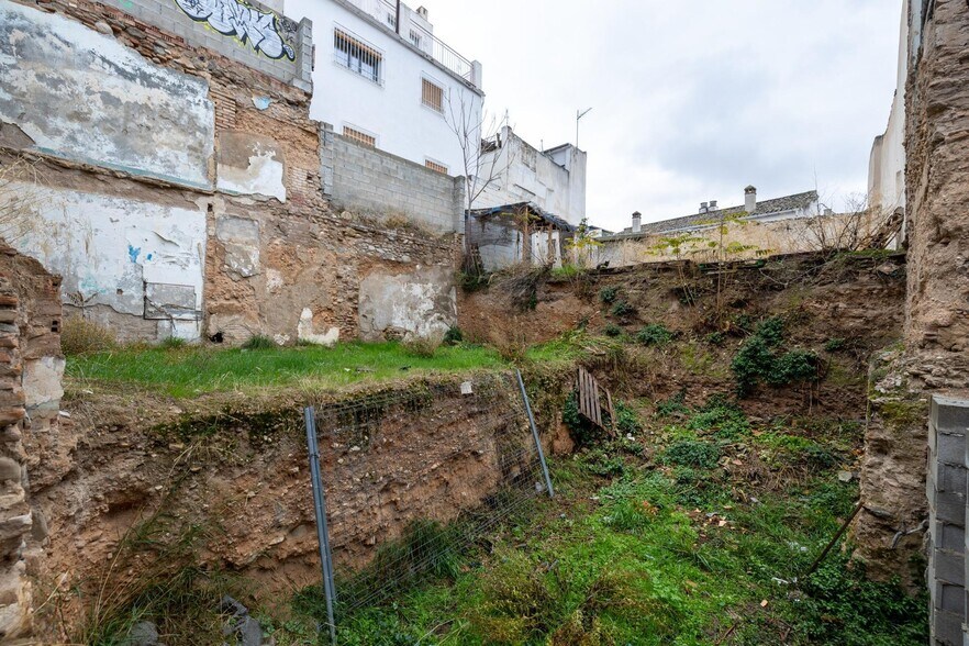 Calle Alta de Cartuja, 8, Granada, Granada for sale - Primary Photo - Image 1 of 26