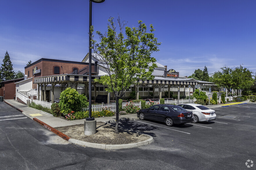 Lucille's, Rocklin, CA for sale - Building Photo - Image 1 of 7