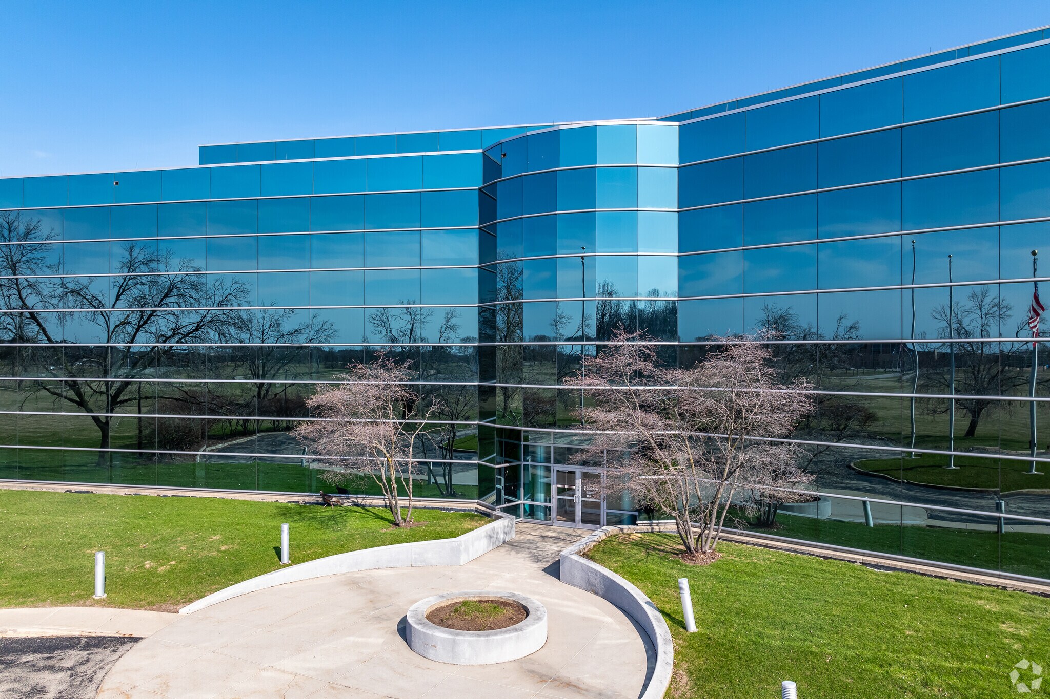 2300 E Capitol Dr, Appleton, WI for sale Building Photo- Image 1 of 1