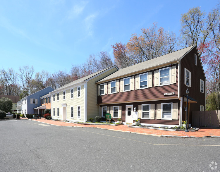 520 Stokes Rd, Medford, NJ for rent - Building Photo - Image 3 of 4