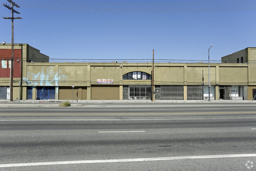 2015-2021 S Santa Fe Ave, Los Angeles, CA for rent - Building Photo - Image 3 of 7