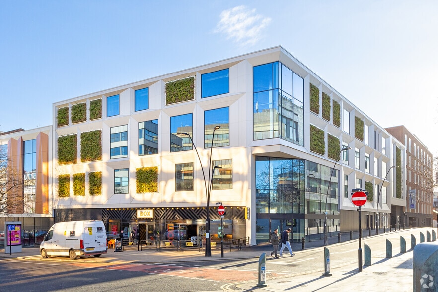 19-21 Barkers Pool, Sheffield to rent - Building Photo - Image 2 of 3