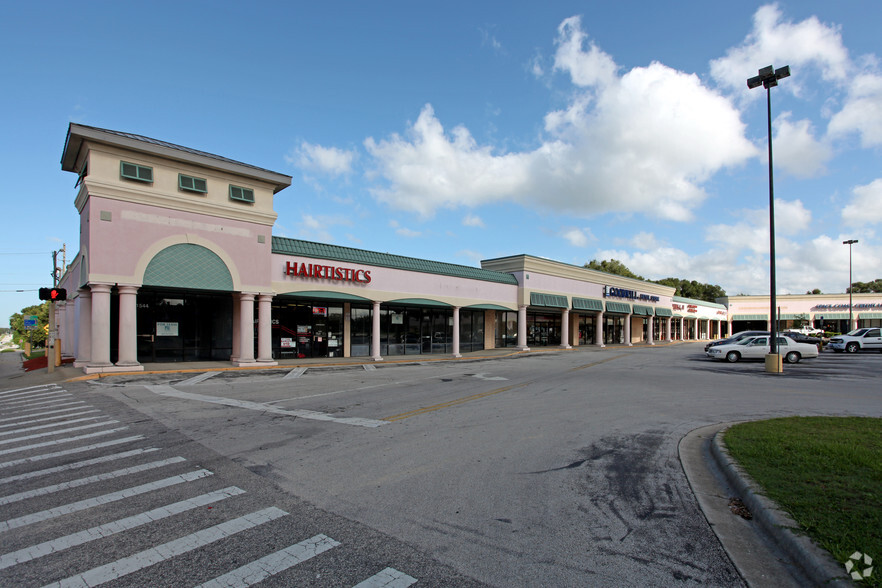 1544-1588 N Woodland Blvd, Deland, FL for sale - Primary Photo - Image 1 of 1