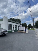 3239 W Main St, Claremont, NC for sale Primary Photo- Image 1 of 1