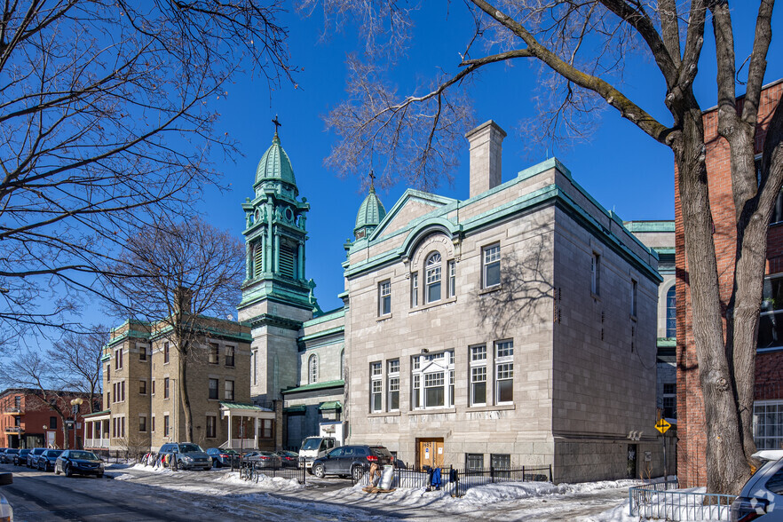 3530-3550 Rue Adam, Montréal, QC for rent - Building Photo - Image 3 of 15