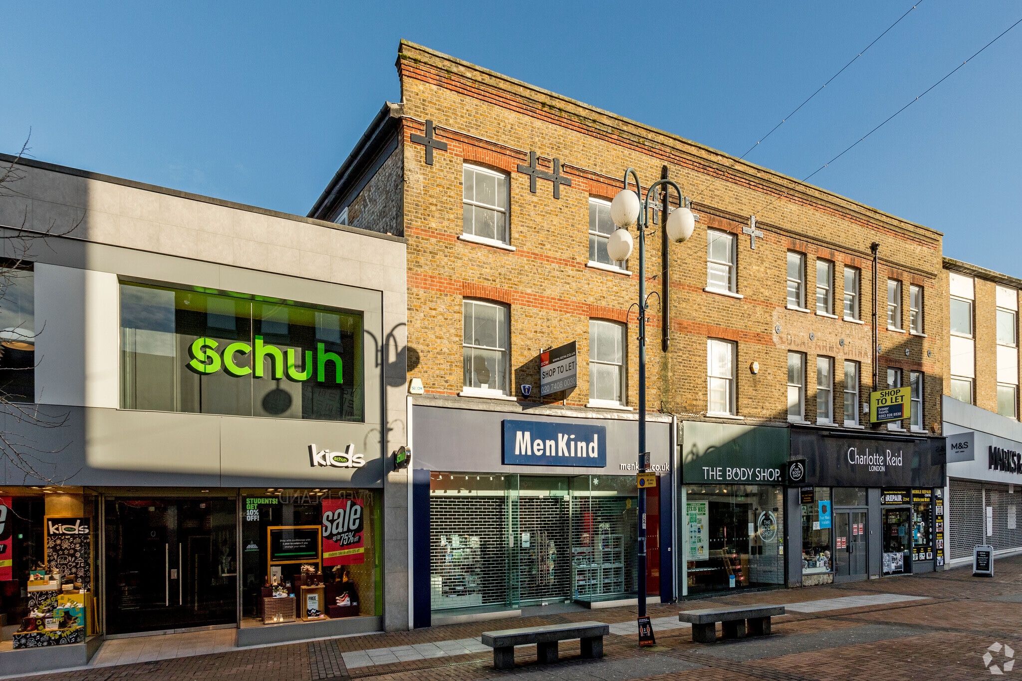 61 Clarence St, Kingston Upon Thames to rent Primary Photo- Image 1 of 4