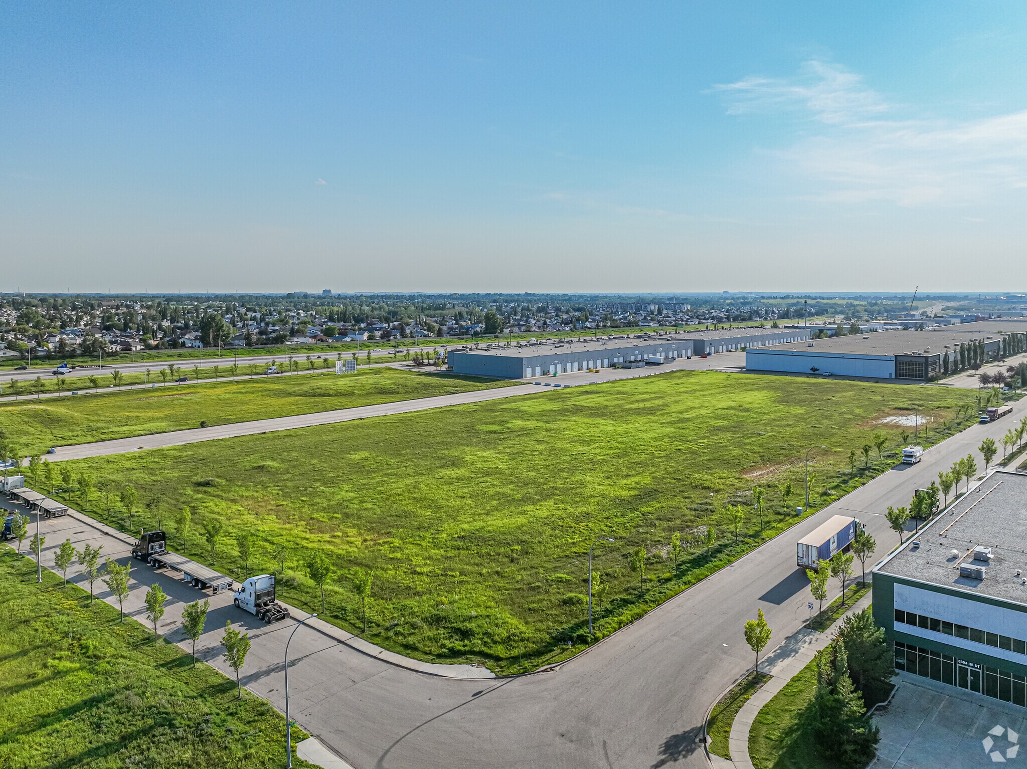 3601-3901 53 Ave NW, Edmonton, AB to rent Building Photo- Image 1 of 4