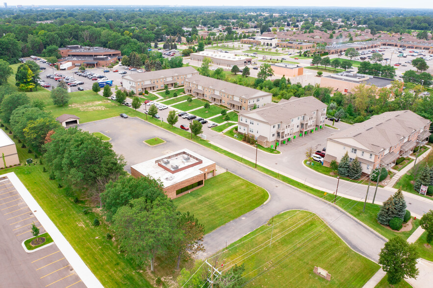 34781 Ryan Rd, Sterling Heights, MI for sale - Aerial - Image 1 of 1