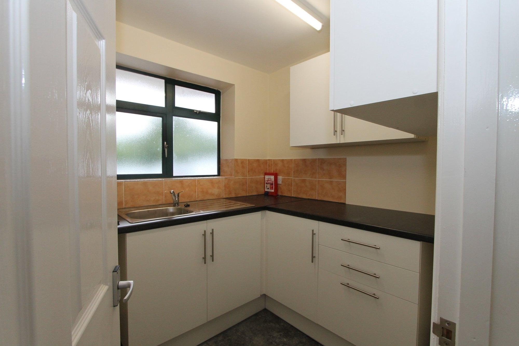 Churchill Ln, Kidderminster to rent Interior Photo- Image 1 of 4