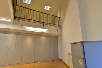 Office / Retail in Barcelona, Barcelona to rent Interior Photo- Image 2 of 13