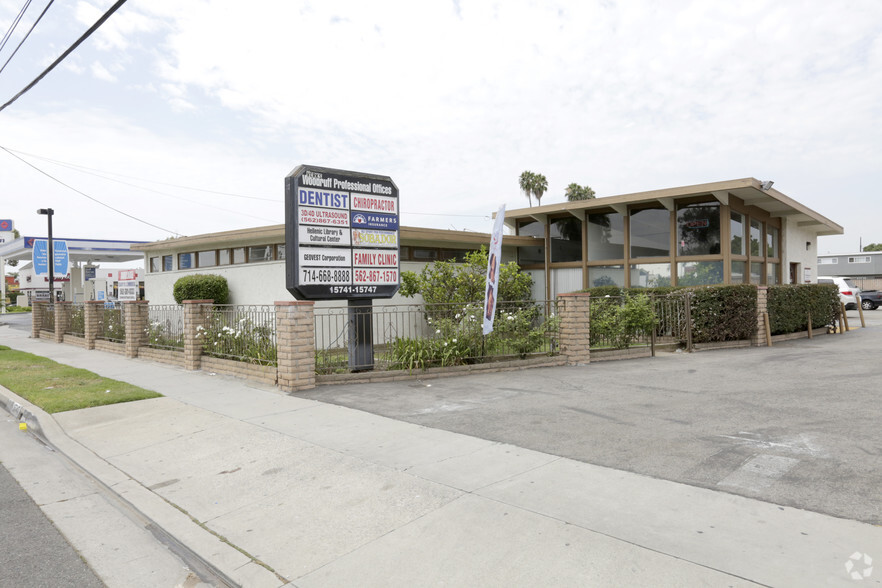 15747 Woodruff Ave, Bellflower, CA for sale - Primary Photo - Image 1 of 1