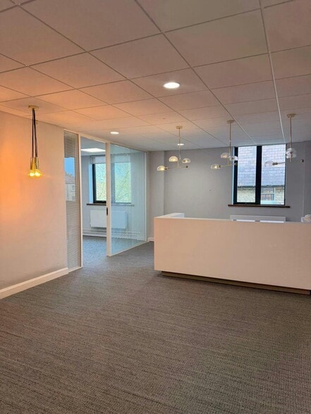 30 Victoria Ave, Harrogate to rent - Building Photo - Image 3 of 16