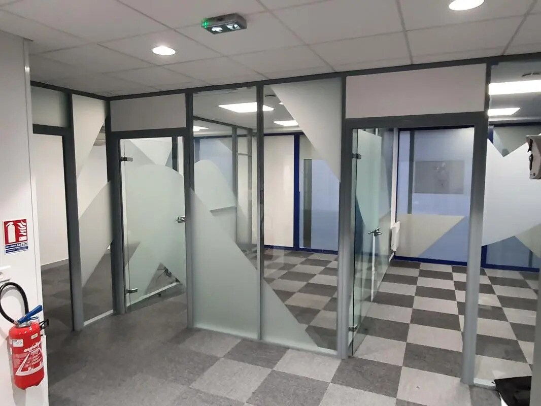 Retail in Lys-lez-Lannoy for sale Interior Photo- Image 1 of 7