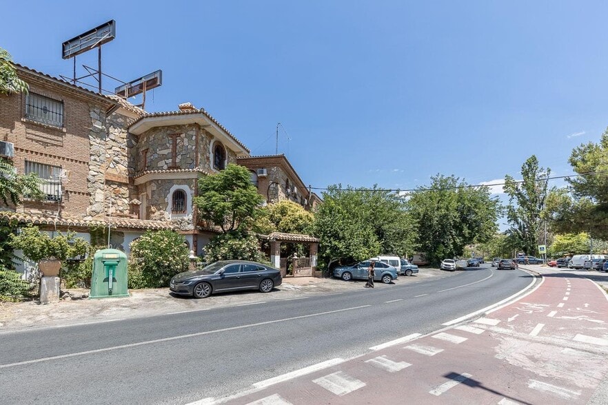Hospitality in Cenes de la Vega, Granada for sale - Building Photo - Image 2 of 40