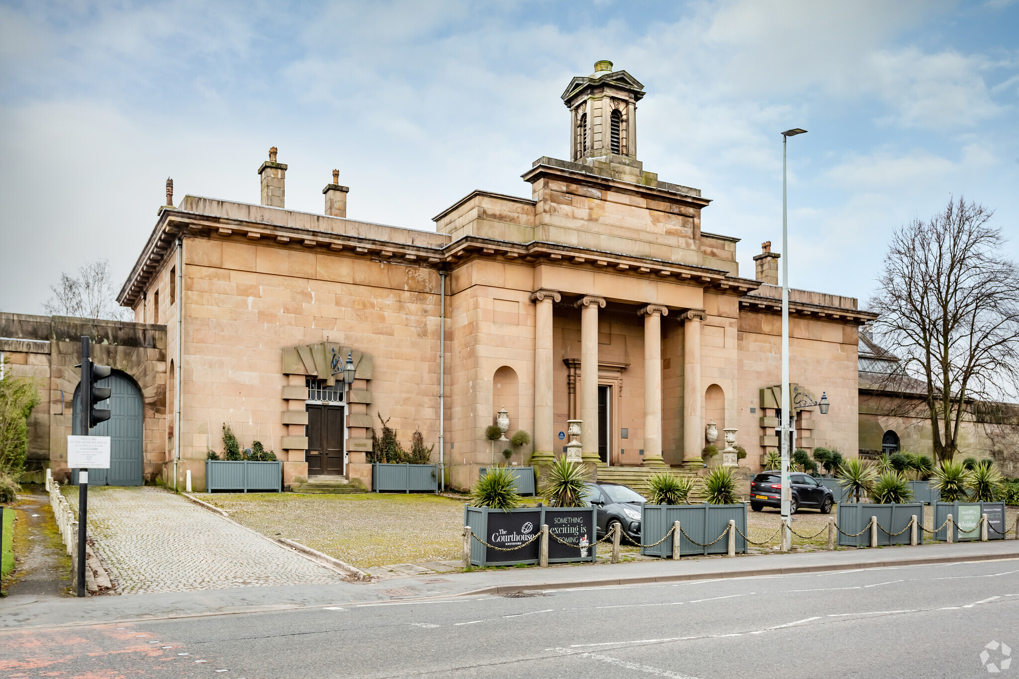 Toft Rd, Knutsford for sale Primary Photo- Image 1 of 4