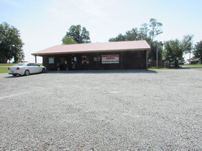 166 Rattler Curry Rd, Columbia, KY for sale Primary Photo- Image 1 of 1