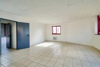 20-22 Rue Gutenberg, Bondoufle to rent Building Photo- Image 1 of 4