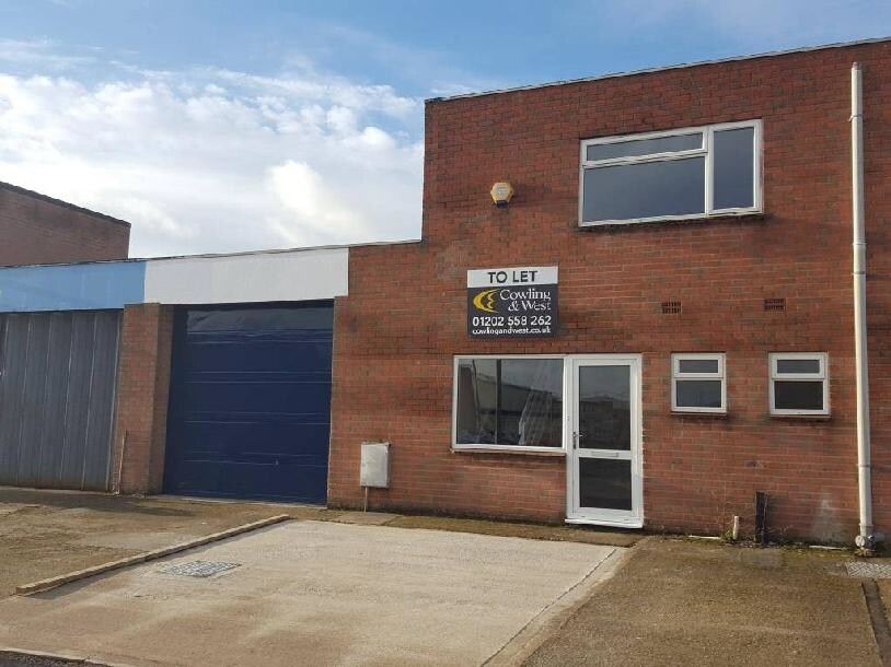 29 Telford Rd, Wimborne for sale Primary Photo- Image 1 of 1