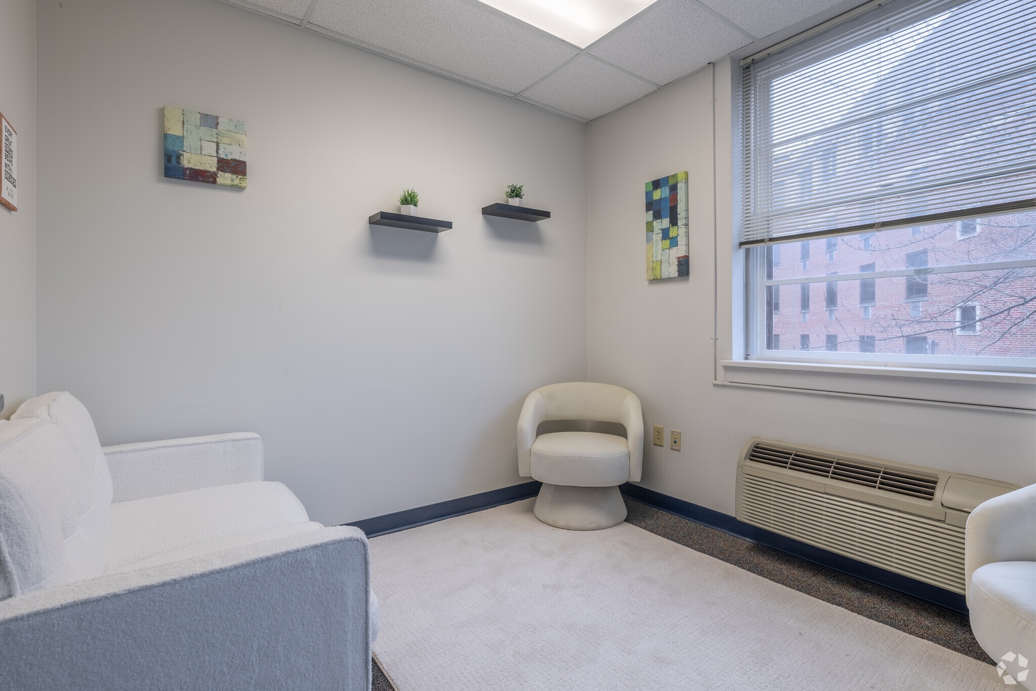 2601 N 3rd St, Harrisburg, PA to rent Interior Photo- Image 1 of 2