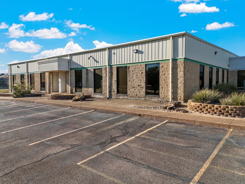 3700 S Interstate 35 Frontage Rd, Waco, TX for rent - Building Photo - Image 2 of 10