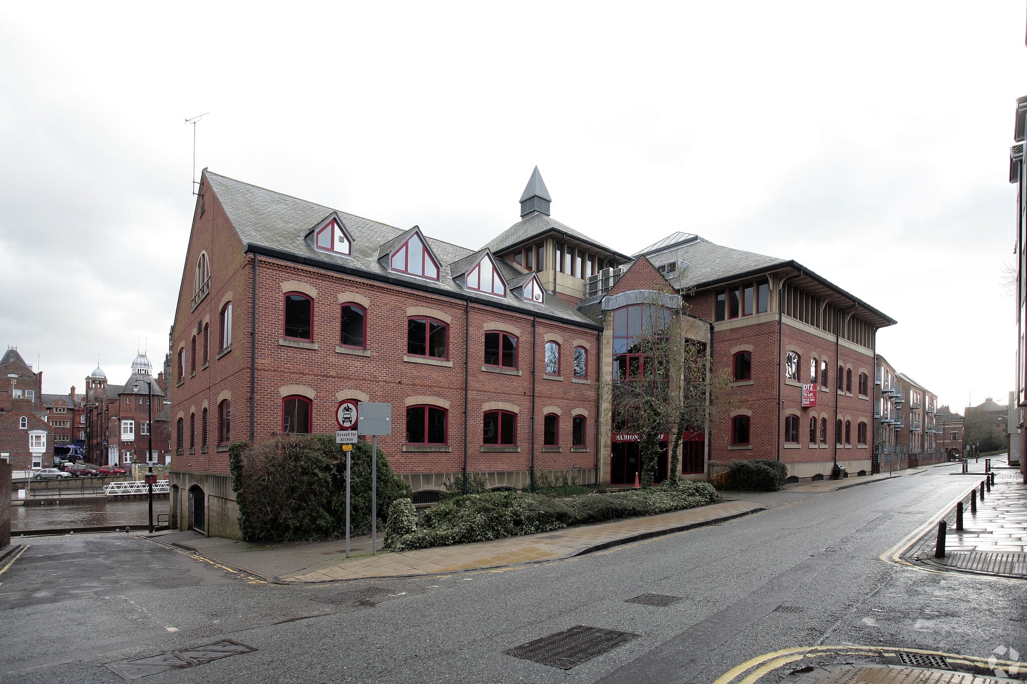 25 Skeldergate, York to rent Building Photo- Image 1 of 11
