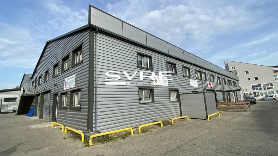 Light Industrial in Venelles to rent Building Photo- Image 1 of 11