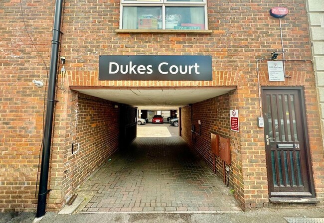 More details for Wellington St, Luton - Office to Rent