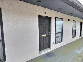 6054 Arlington Expy, Jacksonville, FL for rent Building Photo- Image 2 of 11