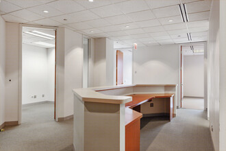 1301 W 22nd St, Oak Brook, IL for rent Building Photo- Image 1 of 9