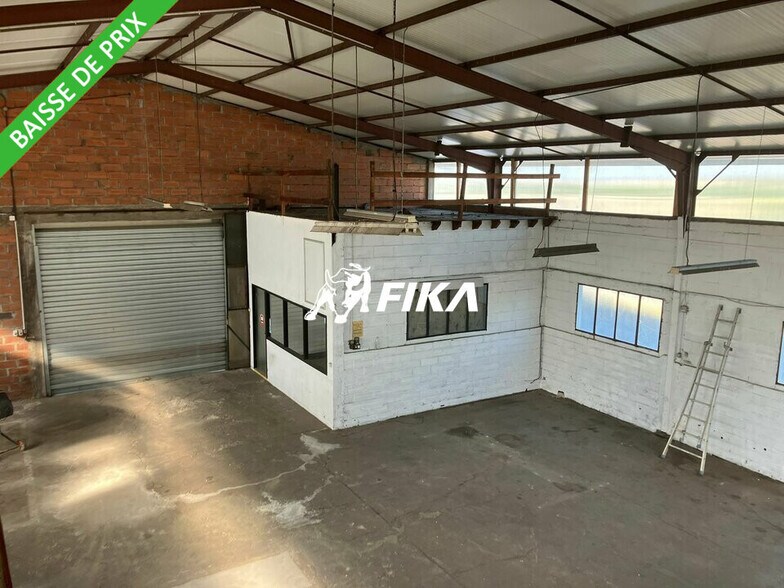 Light Industrial in Odars for sale - Interior Photo - Image 3 of 9