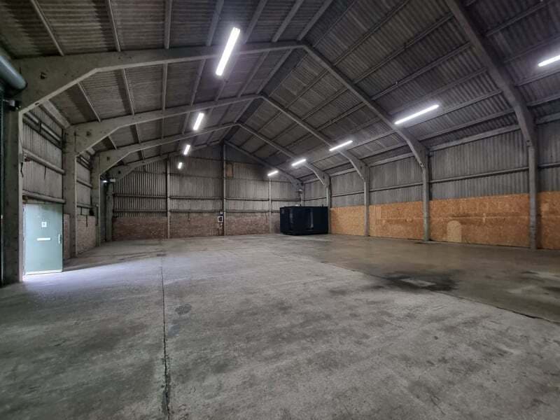 High St, Langford to rent Interior Photo- Image 1 of 3