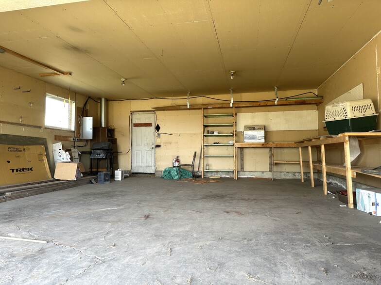 61039 Hwy 672, Grande Prairie County No 1, AB for sale - Building Photo - Image 3 of 7