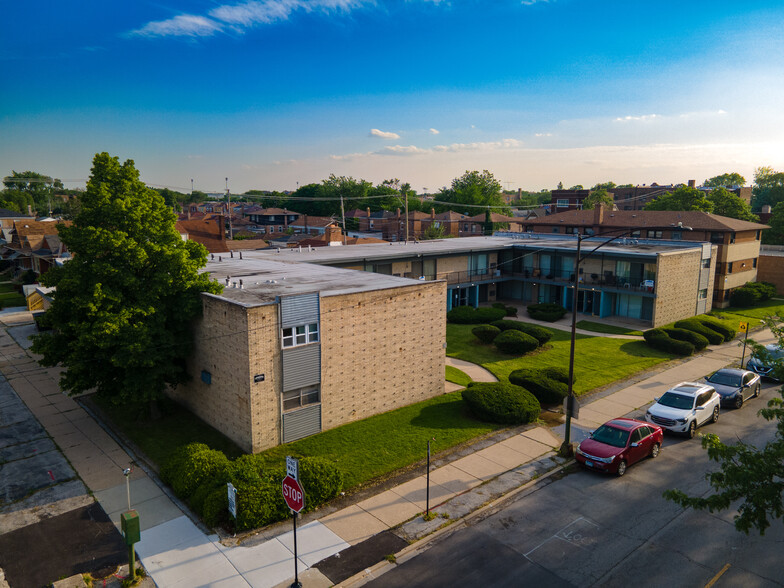 445-459 E 107th St, Chicago, IL for sale - Building Photo - Image 2 of 14