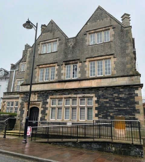 3 Crescent Rd, Windermere for sale Building Photo- Image 1 of 1