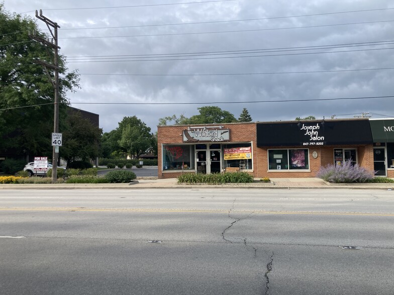 854 & 864 E NW Hwy + 3 Vacant Lots portfolio of 5 properties for sale on LoopNet.co.uk - Building Photo - Image 1 of 6