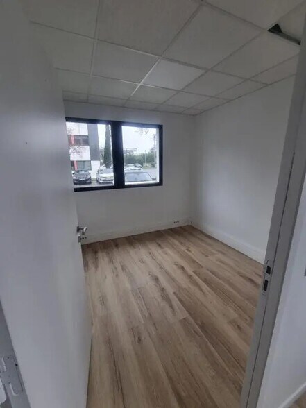Office in Saint-Herblain to rent - Interior Photo - Image 3 of 12